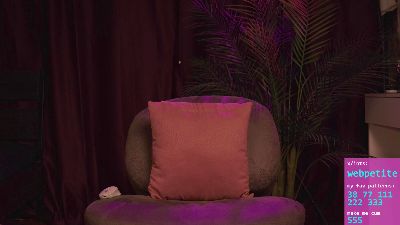Webpetite live cam on Cam4