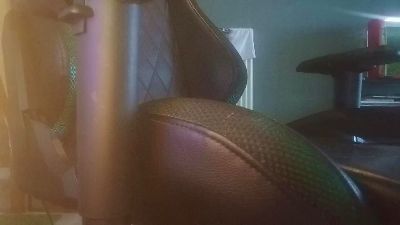 Weezer82 live cam on Cam4