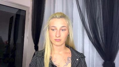 WeiBottenfield live cam on Cam4
