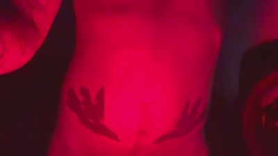 WellHello69 live cam on Cam4