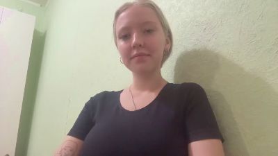 WendieEdnilao live cam on Cam4