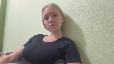 WendieEdnilao live cam on Cam4