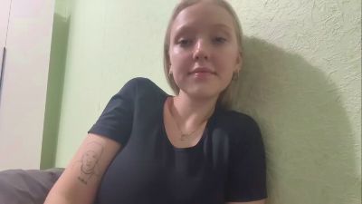 WendieEdnilao live cam on Cam4