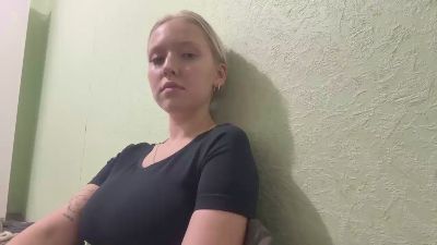 WendieEdnilao live cam on Cam4