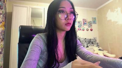 WenonaBouza live cam on Cam4