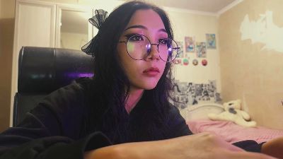 WenonaBouza live cam on Cam4