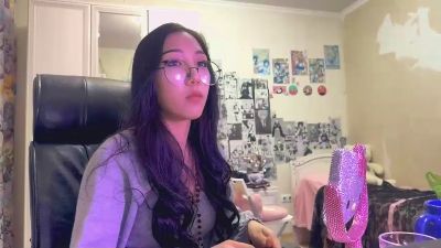 WenonaBouza live cam on Cam4