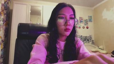 WenonaBouza live cam on Cam4