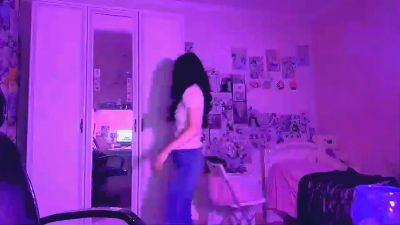 WenonaBouza live cam on Cam4