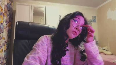 WenonaBouza live cam on Cam4