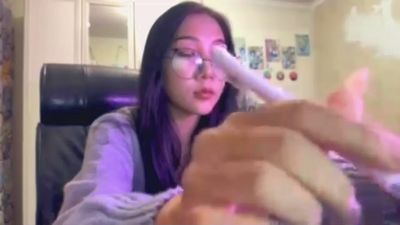 WenonaBouza live cam on Cam4