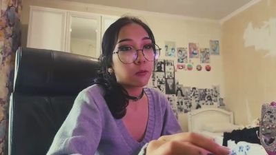 WenonaBouza live cam on Cam4
