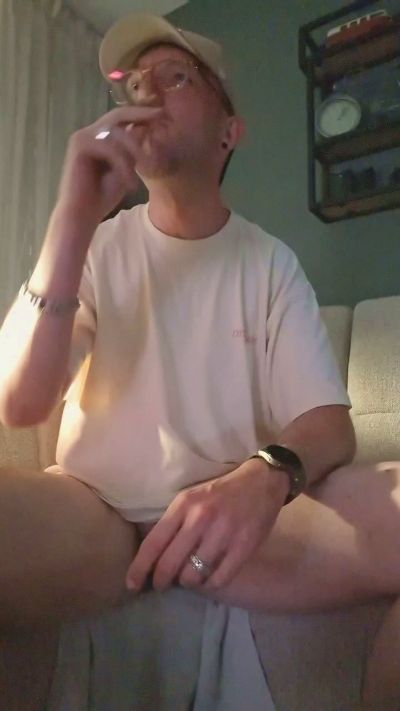 Wessecret live cam on Cam4