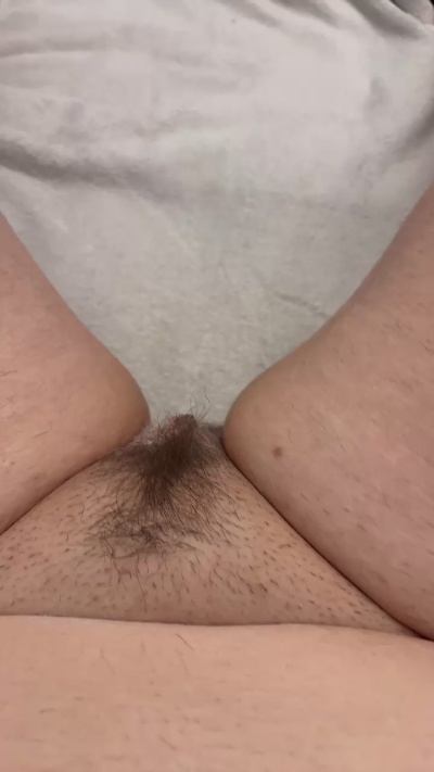 Wetoussylips live cam on Cam4