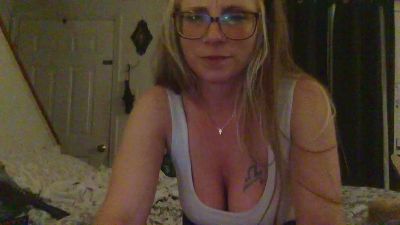 Whisperedlace live cam on Cam4