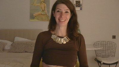 Whitequeen88 live cam on Cam4
