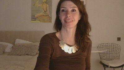 Whitequeen88 live cam on Cam4