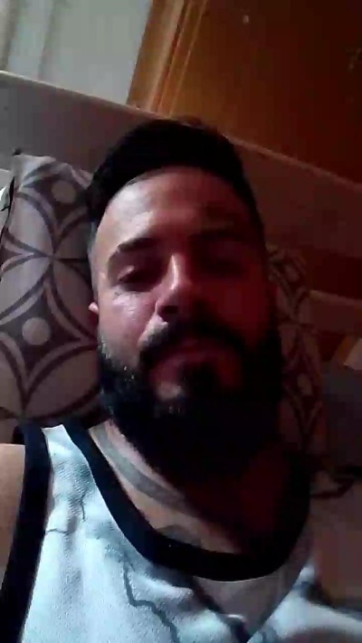 Wiilliii live cam on Cam4