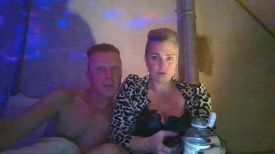WijGezelligStel live cam on Cam4