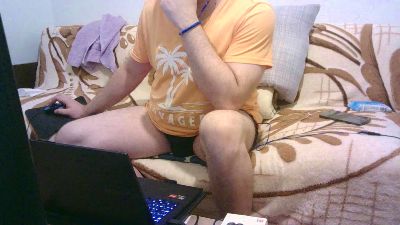 WildBoar_69 live cam on Cam4