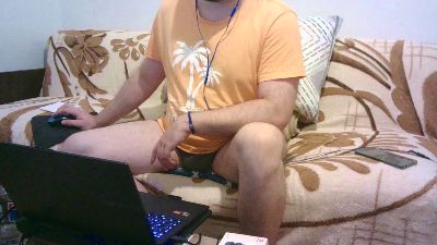 WildBoar_69 live cam on Cam4