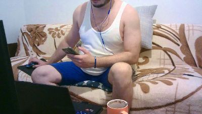 WildBoar_69 live cam on Cam4