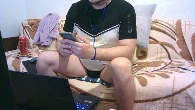WildBoar_69 live cam on Cam4