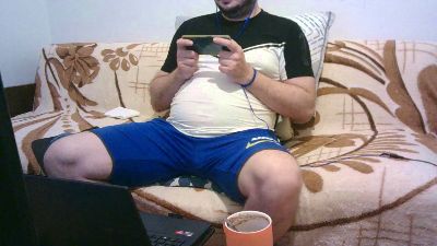 WildBoar_69 live cam on Cam4