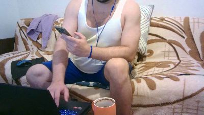 WildBoar_69 live cam on Cam4