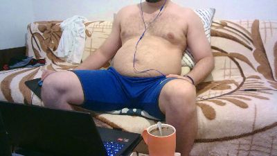 WildBoar_69 live cam on Cam4