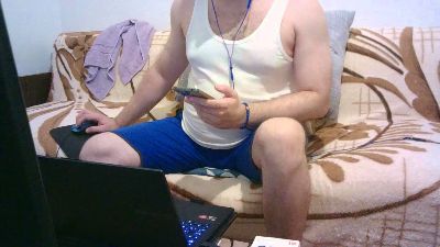 WildBoar_69 live cam on Cam4