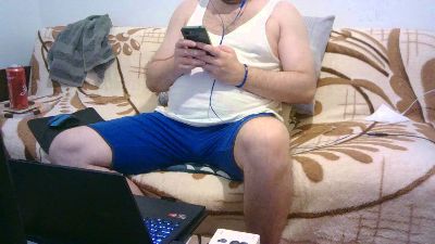 WildBoar_69 live cam on Cam4
