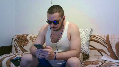 WildBoar_69 live cam on Cam4