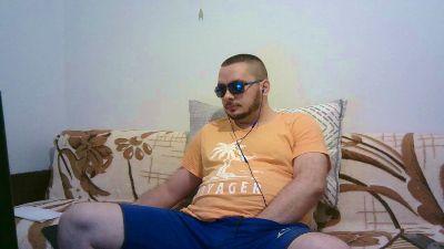 WildBoar_69 live cam on Cam4