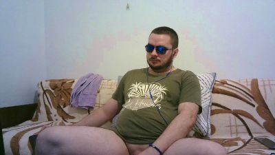 WildBoar_69 live cam on Cam4