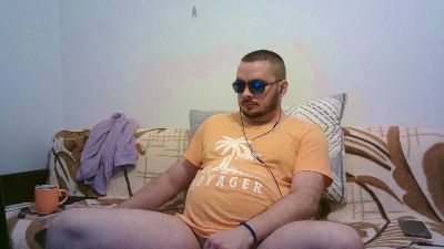 WildBoar_69 live cam on Cam4