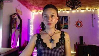 WildCherry87 live cam on Cam4