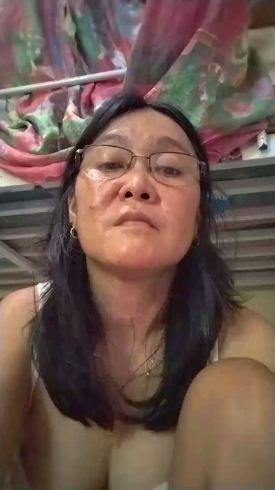 WildLady live cam on Cam4