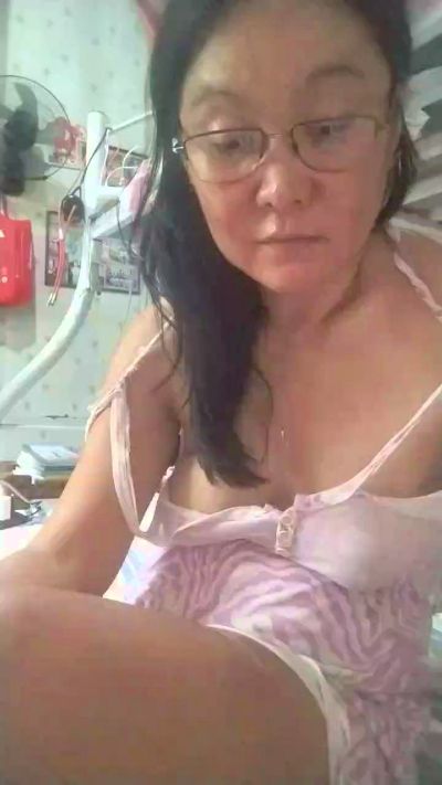 WildLady live cam on Cam4