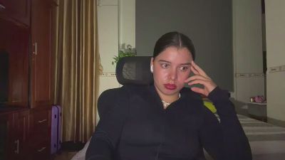 WildaJabour live cam on Cam4