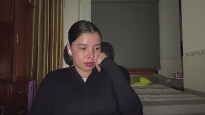 WildaJabour live cam on Cam4