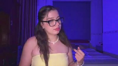 WildaJabour live cam on Cam4
