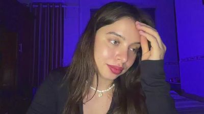 WildaJabour live cam on Cam4