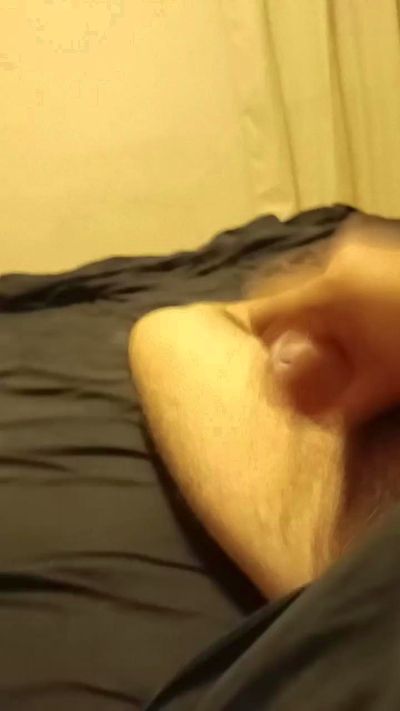 Wildandfreeee27 live cam on Cam4