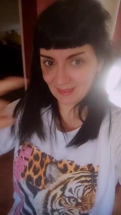 Wildrousse live cam on Cam4