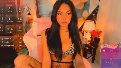 Wildtiffany live cam on Cam4