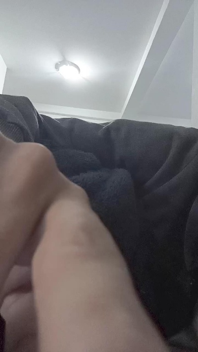 Wilgtsantos live cam on Cam4
