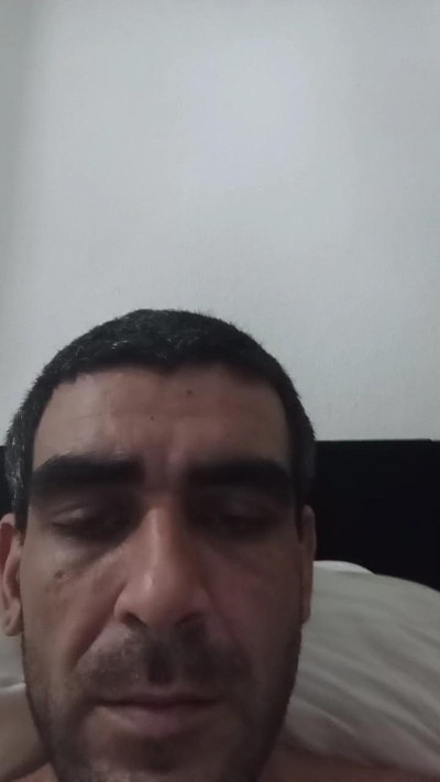 Wilgtsantos live cam on Cam4