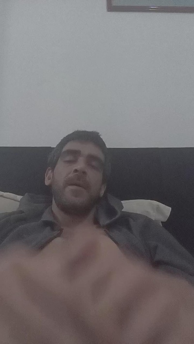 Wilgtsantos live cam on Cam4