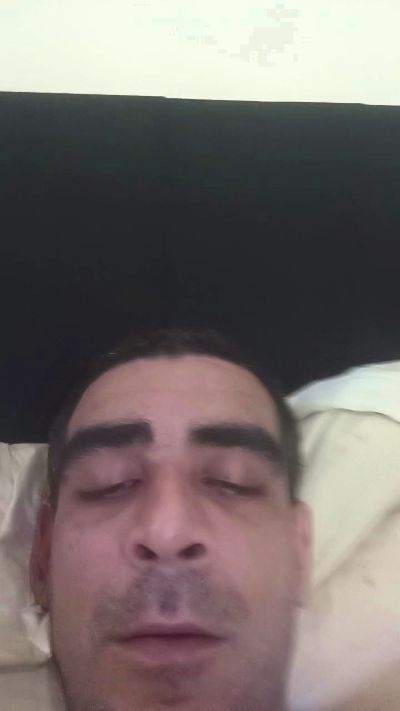 Wilgtsantos live cam on Cam4